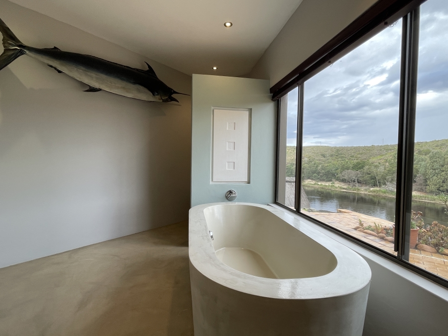 4 Bedroom Property for Sale in Malgas Western Cape
